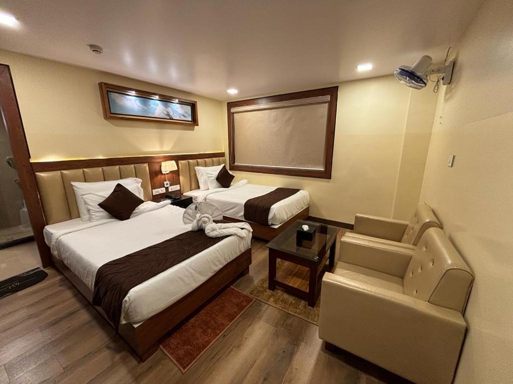 Hotel Golden Orbit Āsansol Buitenkant foto